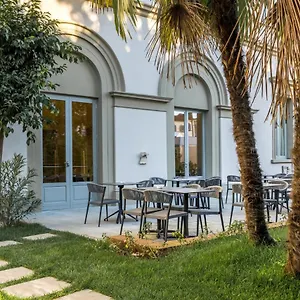 Ariele Hotel